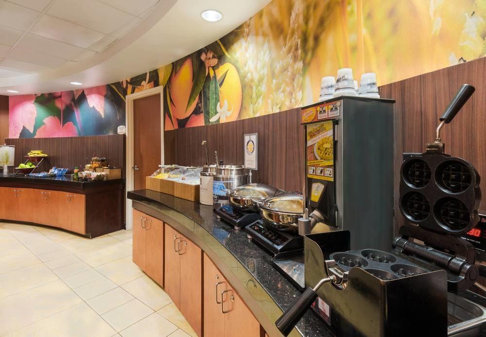Hotel Fairfield By Marriott And Fort Eisenhower Area 3*